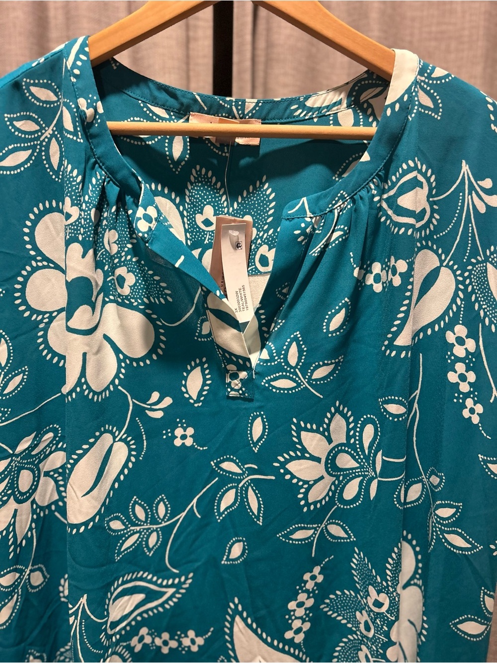 Philosophy Teal Floral Split-V Tunic Top - Picture 2 of 9